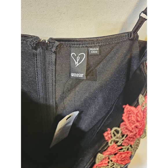 Windsor Black With Roses Satin Dress - Picture 5 of 8